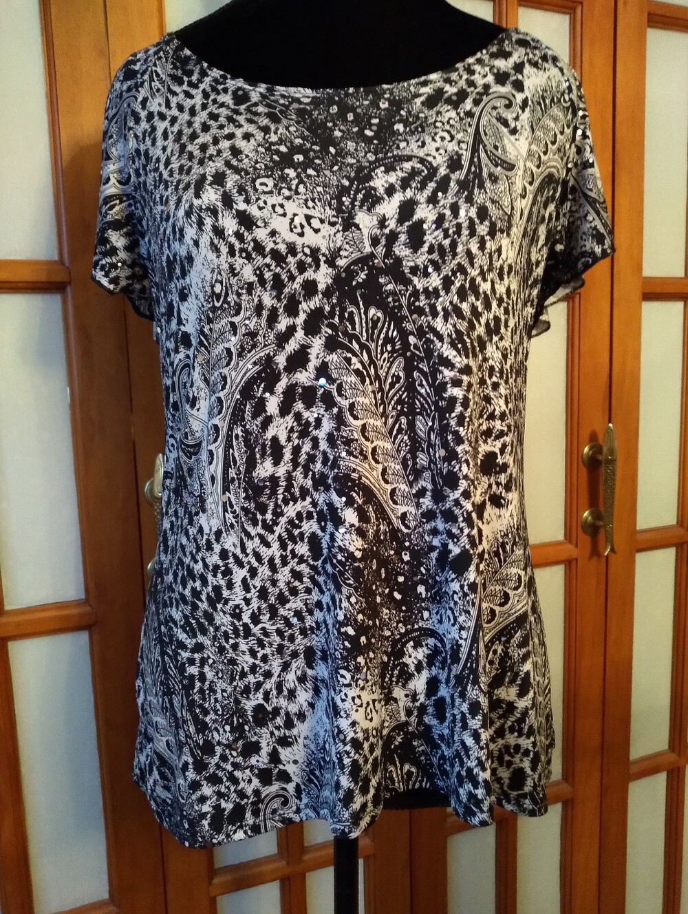 Women's Black And White Vintage Blouse With Sparkles, by Brittney Black Sz L-PET